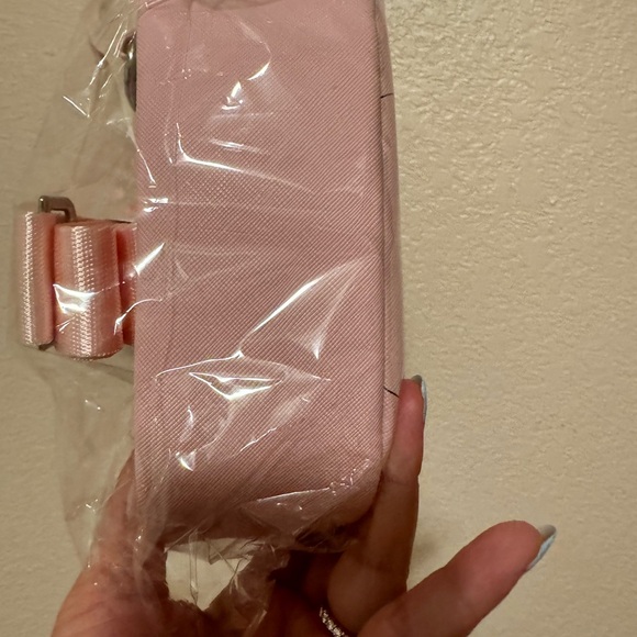 2024 Disney X Pandora D23 Exclusive Cross body sling - Picture 5 of 8